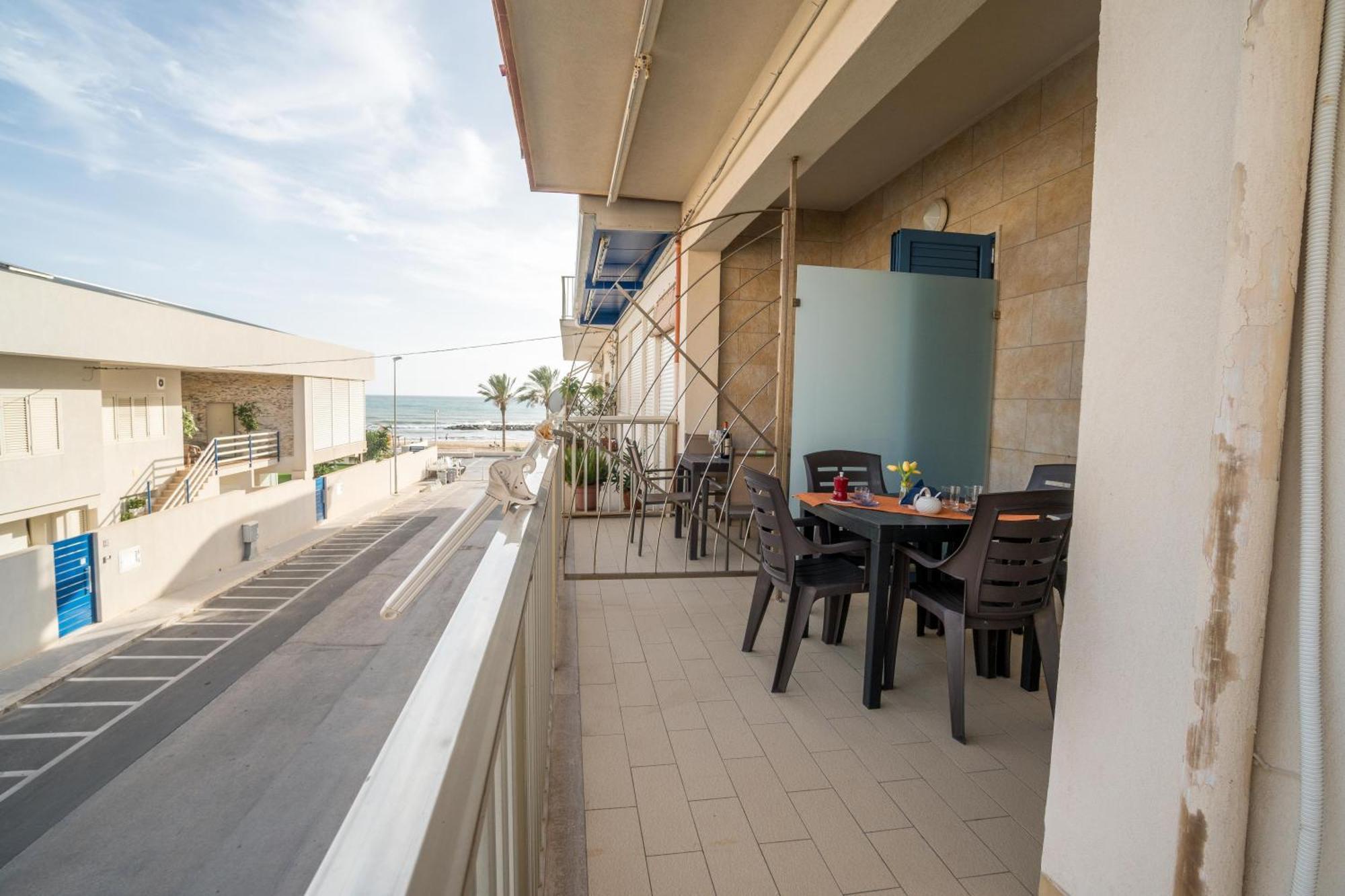 Caposud - Appartamento Salgari Marina di Ragusa Ngoại thất bức ảnh